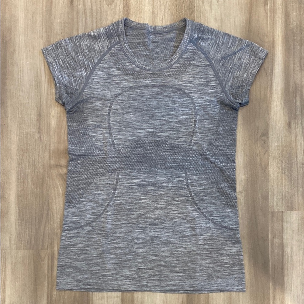 Lululemon, Heather Grey, Size 8, Swiftly Tech Short Sleeve Tee